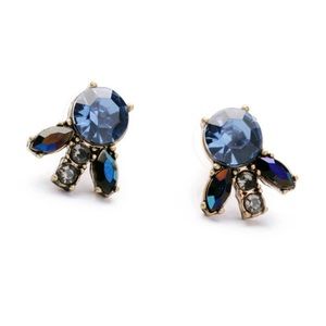 Royal stud crystal earrings